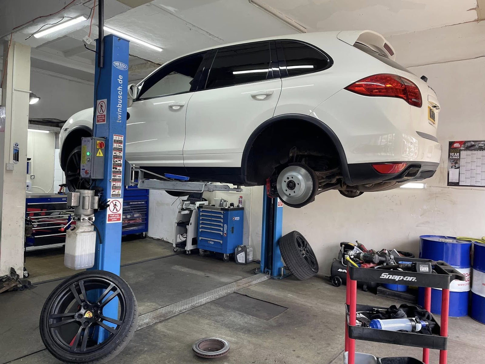Autostar Motors, photograph 2.