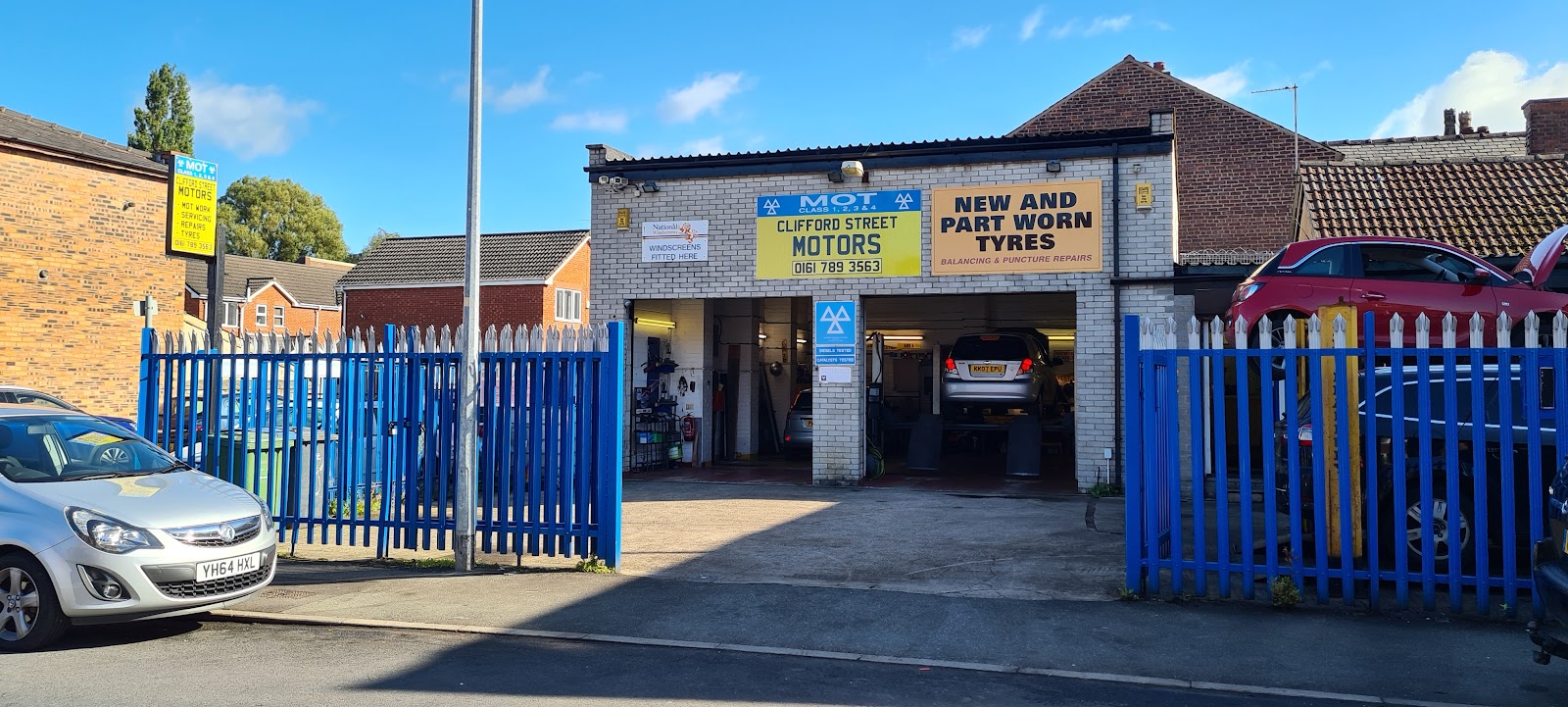 Clifford Street Motors, photograph 2.