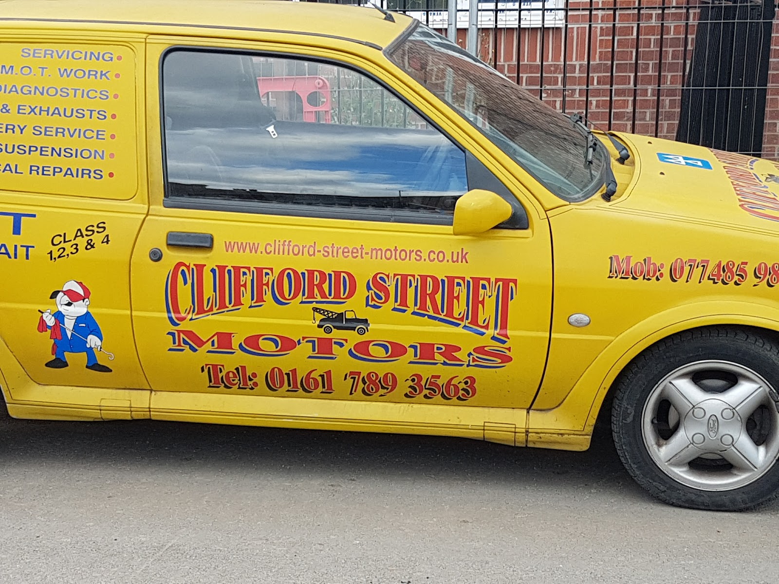 Clifford Street Motors, photograph 6.