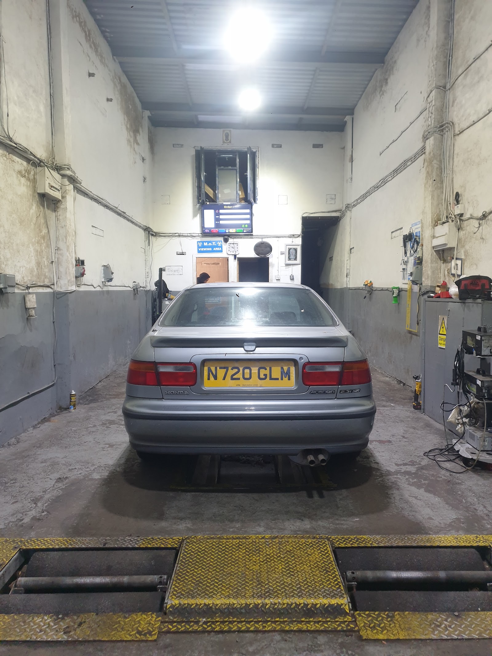 CROWCROFT M.O.T Test Centre / CAR - Car Auto Locksmiths, photograph 2.