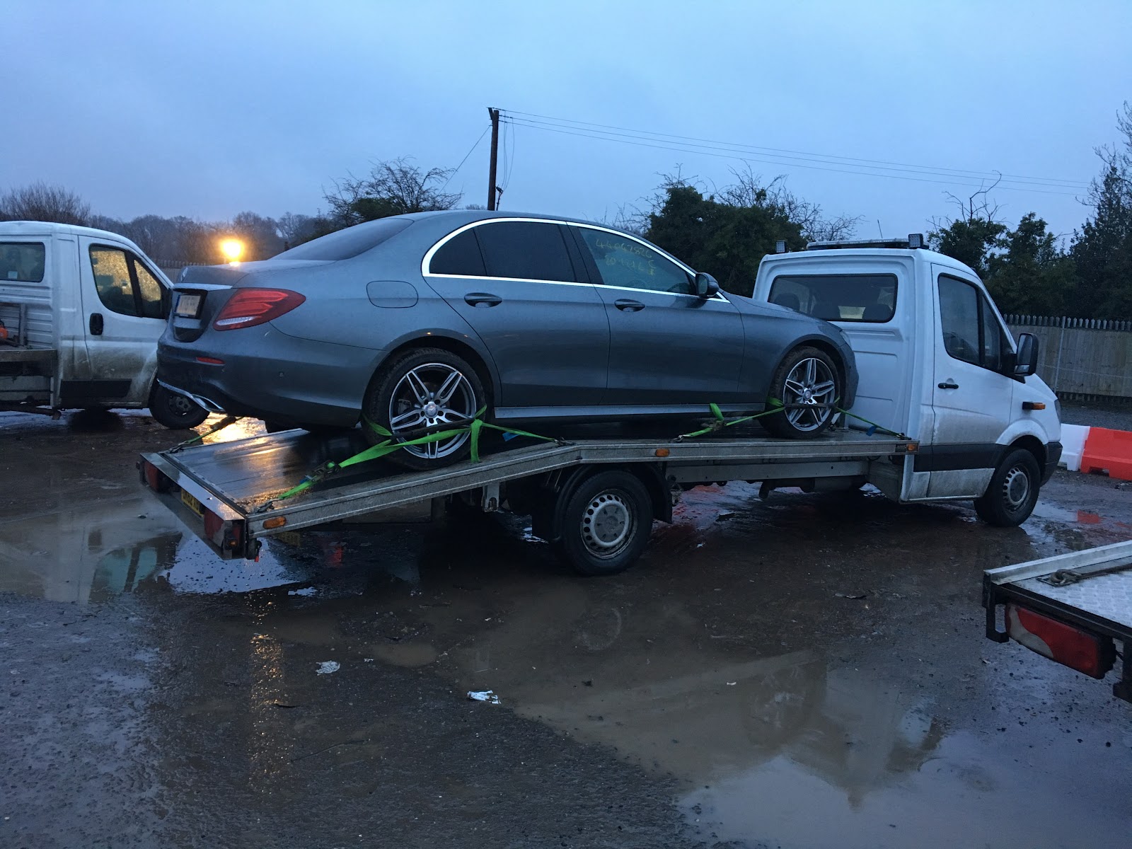 Z Cars Auto Services, photograph 6.
